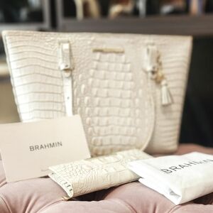 BUNDLE Brahmin White Crocodile Genuine Leather Bag + matching Wallet & Dustbag